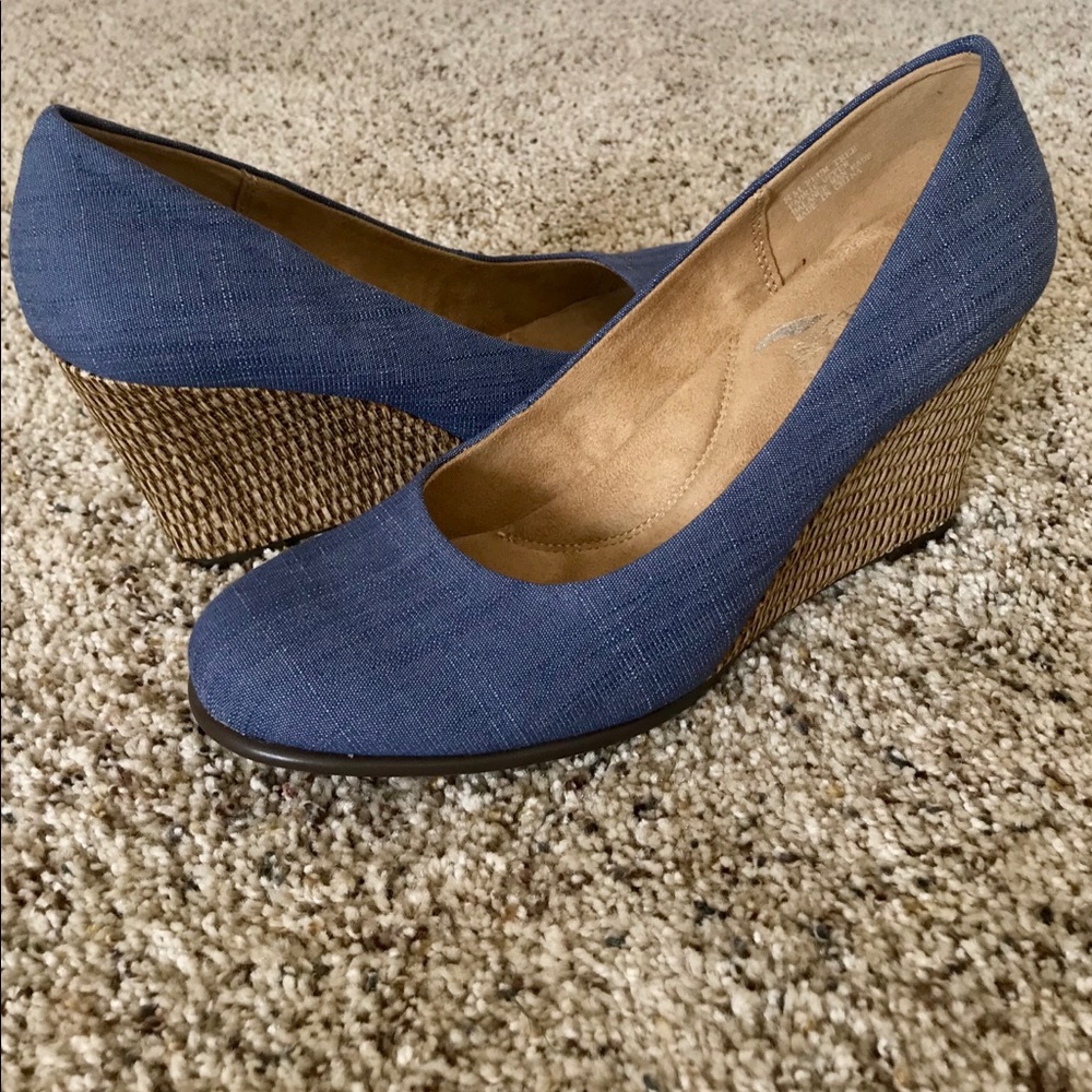 Aerosoles Denim Plum Tree Wedges-NWOT